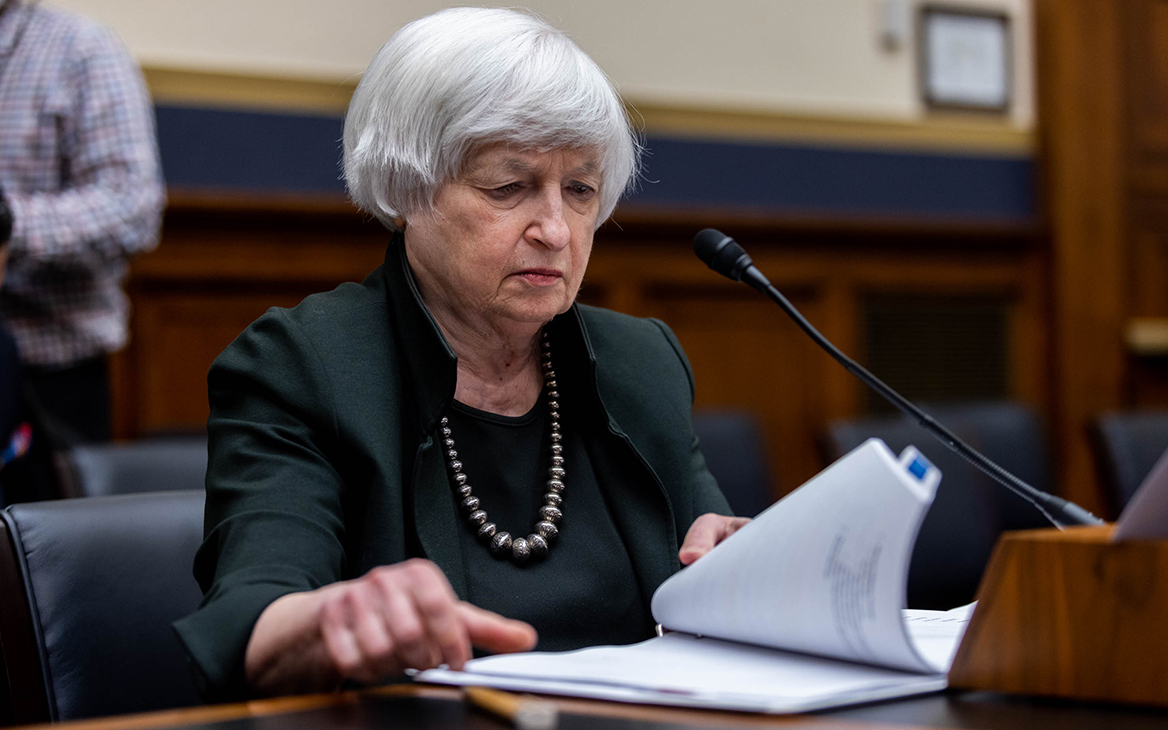 Глава Минфина США назвала незаконной конфискацию активов российского ЦБ