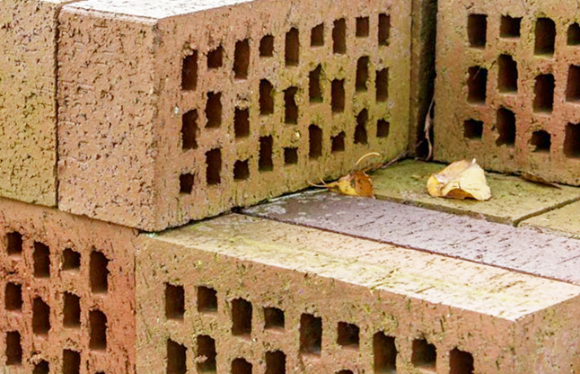 Клинкерный кирпич из аргиллита успешно прошел испытания