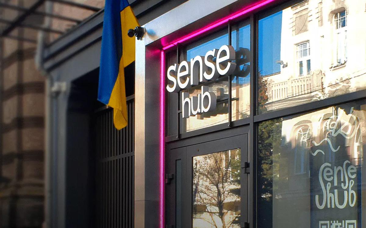 Власти Украины национализировали бывший банк Фридмана и Авена