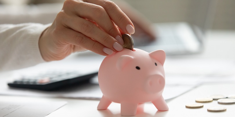 Копить, а не тратить: что мешает россиянам стать финансово независимыми