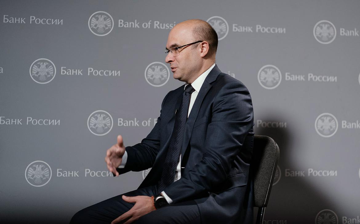 ЦБ объяснил, почему не будет публиковать «минутки» по примеру ФРС