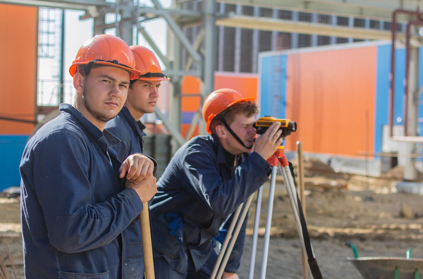 На московские стройки вышли стажёры