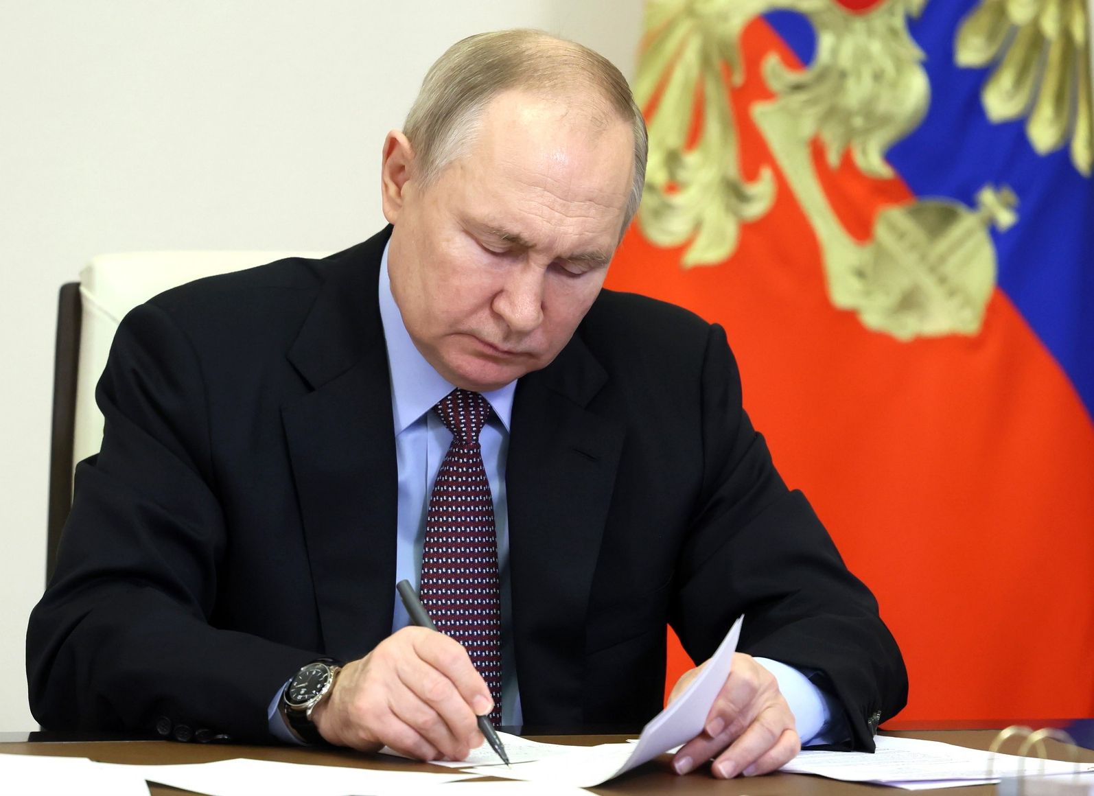 Президент повысил уровень ответственности для членов строительных СРО