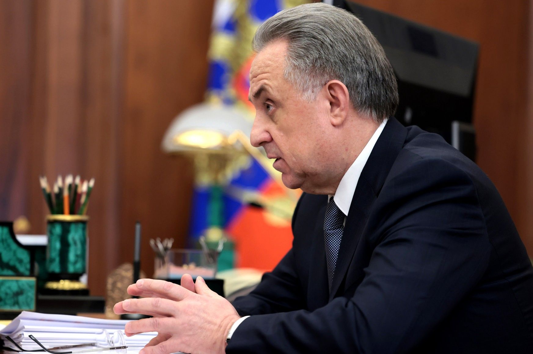 Виталий Мутко рассказал президенту о перспективах развития жилищной сферы