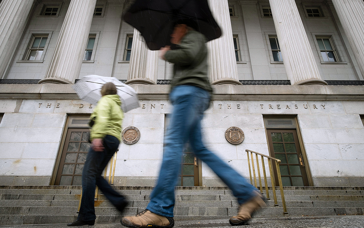 США ввели санкции против двух российских банков за связи с КНДР