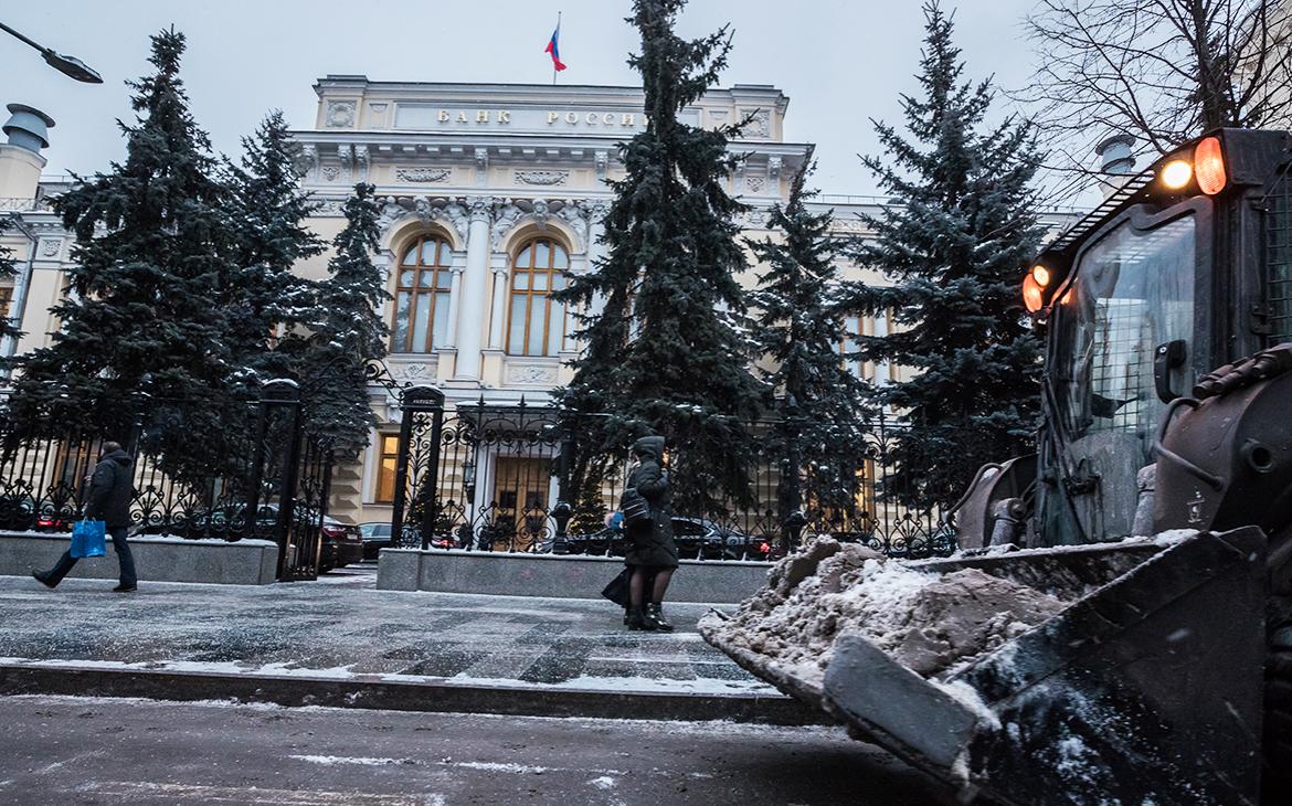 ЦБ даст банкам еще полгода на сокрытие информации о владельцах и сделках