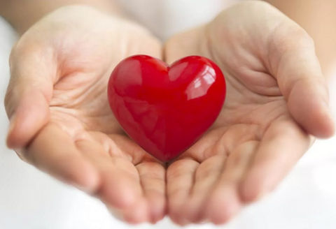 Бизнес в РФ хотят освободить от НДС при передаче товаров на благотворительность