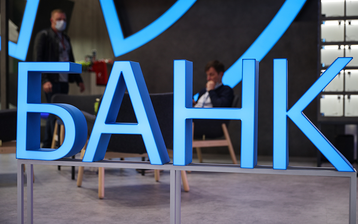 Банкиры и ЦБ поспорили о шансах на выживание банков за пределами топ-20