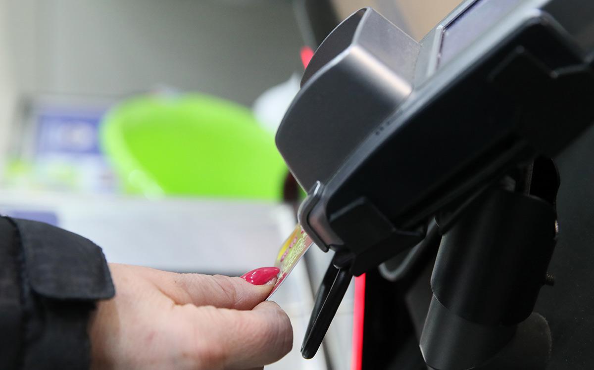 Сбербанк увеличил лимит по покупкам без PIN-кода