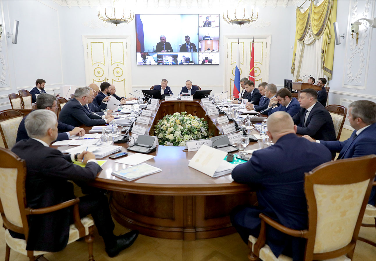 В Санкт-Петербурге проводится масштабная работа по улучшению дорожной инфраструктуры