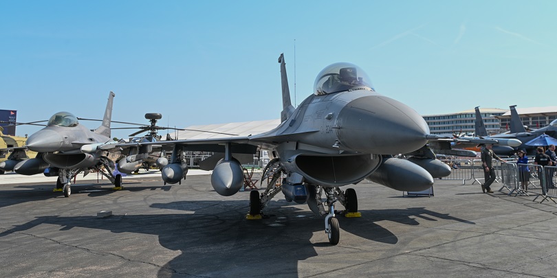 Набиуллина анонсировала запрет на торговлю акциями ВПК США в России