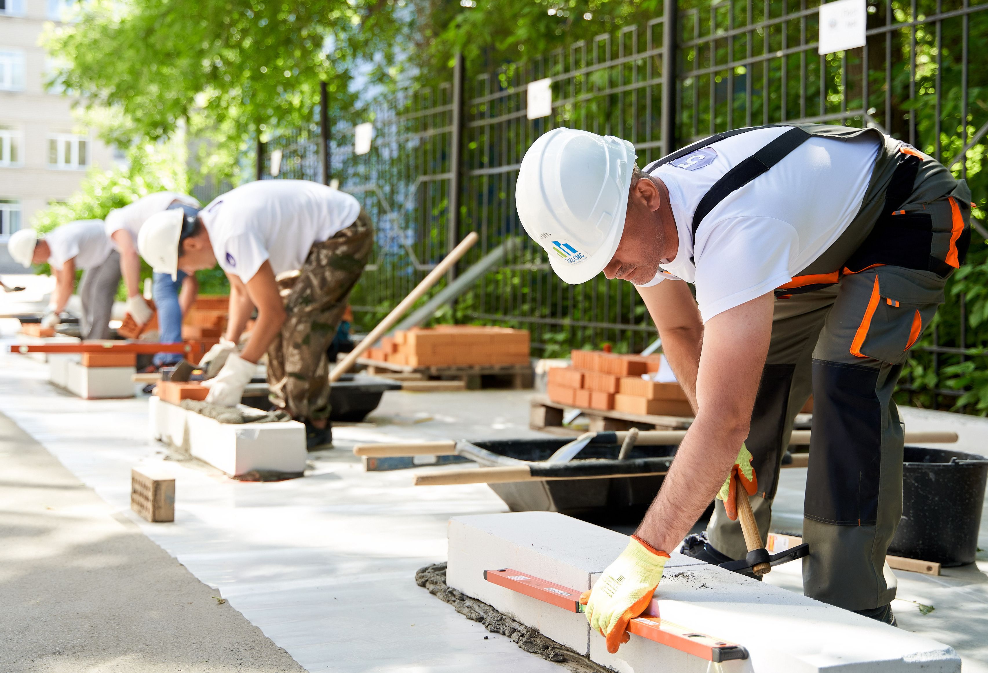 В регионах финиширует «Строймастер»