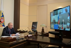 Президент распорядился «вытащить людей из трущоб»