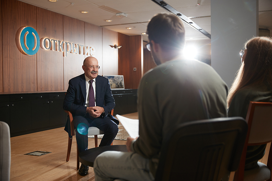 Михаил Задорнов