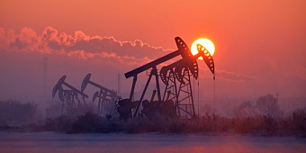 Цена нефти Brent взлетела на 5% и поднялась выше $103 за баррель