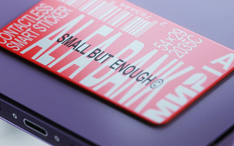 Альфа-банк и «Сбер» выпустят платежные стикеры для оплаты смартфоном