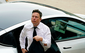 Илон Маск продал пакет акций Tesla еще на $900 млн