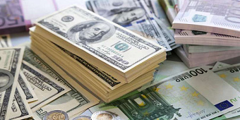 БКС отменит комиссию для брокерских счетов за хранение валюты до $10 тыс.