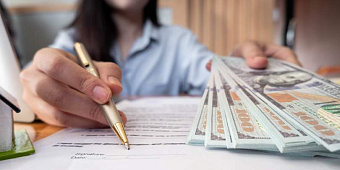 «Атон» введет комиссию за хранение валюты на брокерском счете