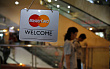 Mastercard введет околонулевые тарифы за переводы по номеру телефона