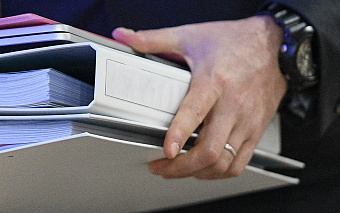 Коллекторы в кризис стали чаще взыскивать долги россиян через суд