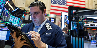 Среди розничных инвесторов США растет интерес к консервативным вложениям