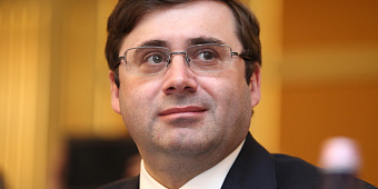 Глава набсовета Мосбиржи призвал к контролю за ИИ на финрынке