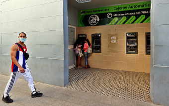 Ростуризм предупредил, что на Кубе нельзя снять наличные с карт «Мир»